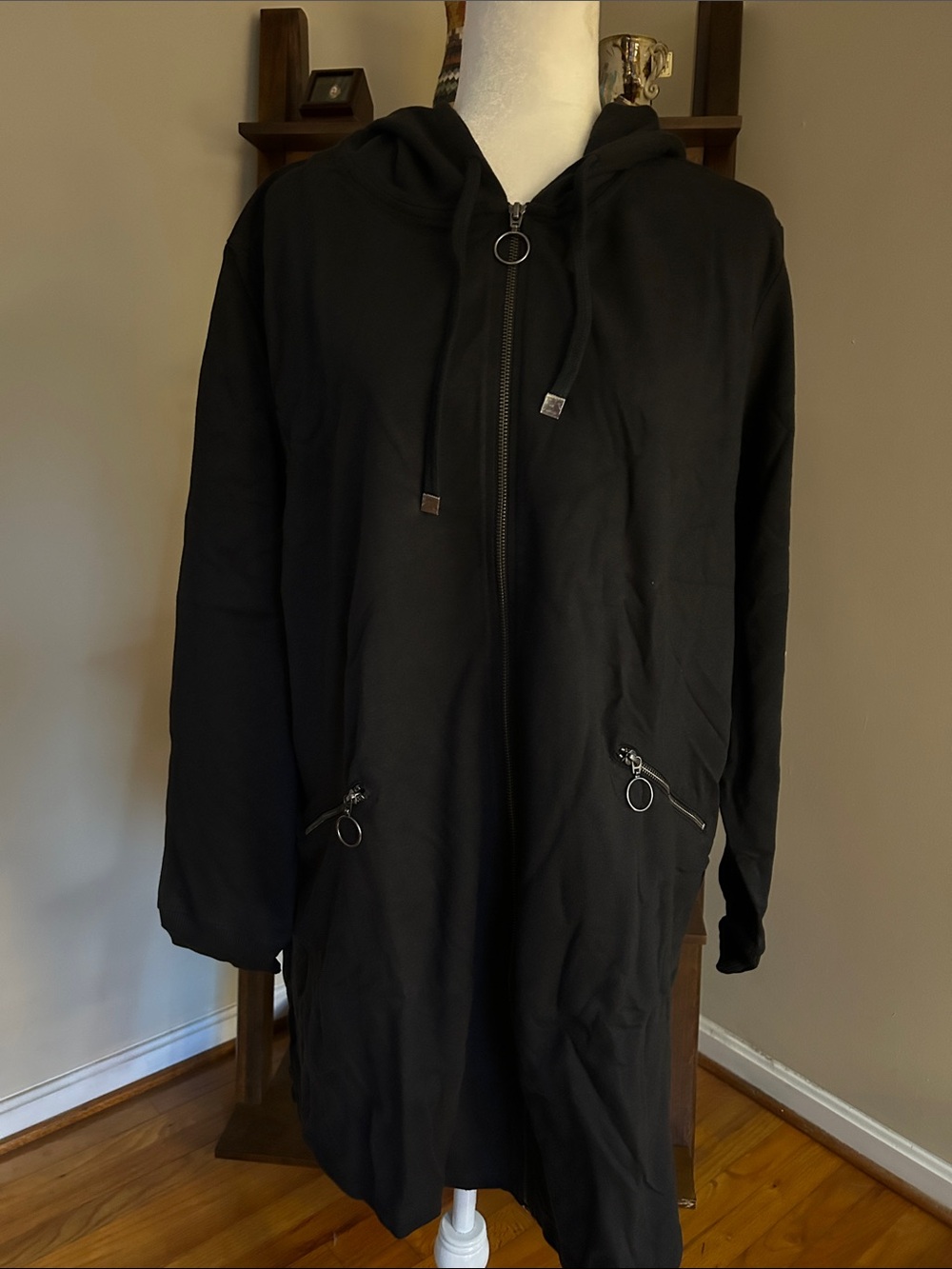 ellos Black Hooded Zip-Front Women's Sweatshirt Jacket